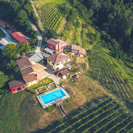 Tenuta Monteoliveto - Family Cottage - Agriturismo Nelle Langhe Vesime Екстериор снимка