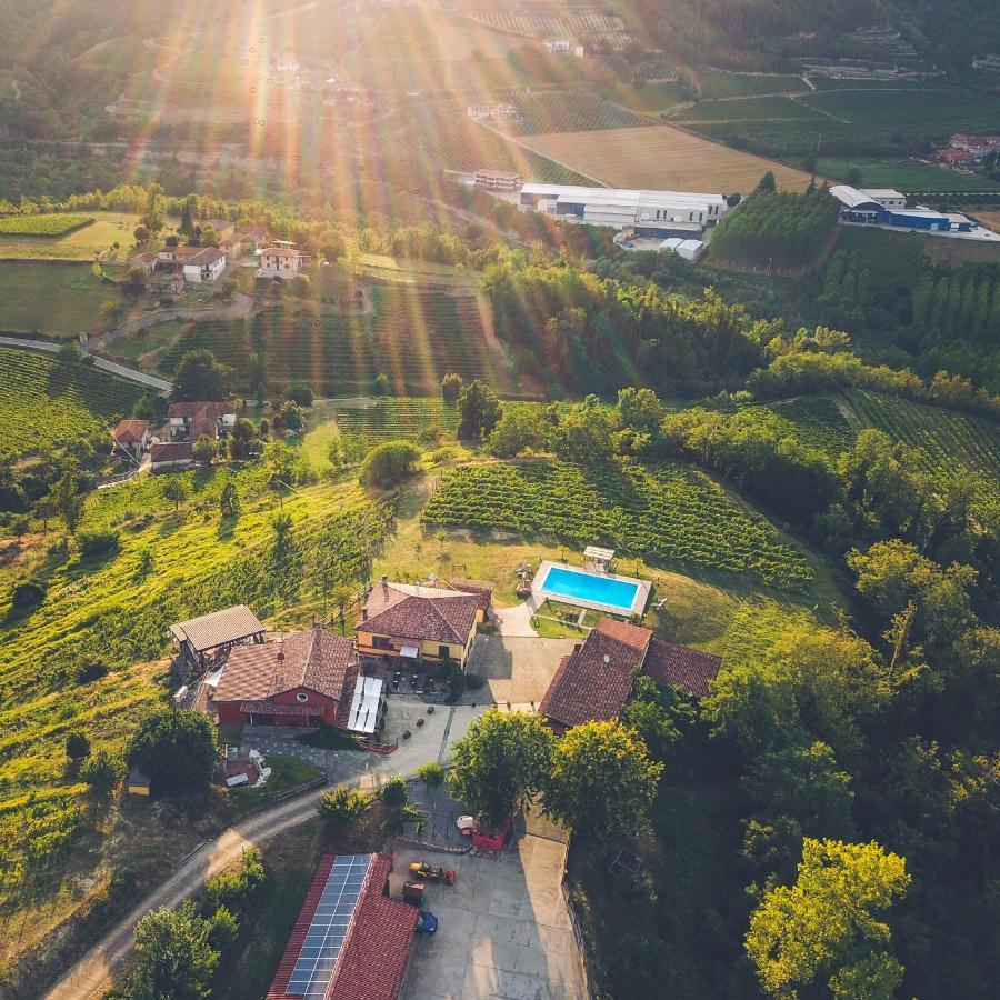 Tenuta Monteoliveto - Family Cottage - Agriturismo Nelle Langhe Vesime Екстериор снимка